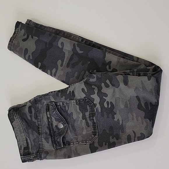 Mossimo Denim Gray Camo High Rise Jegging SZ 2 - Picture 6 of 15